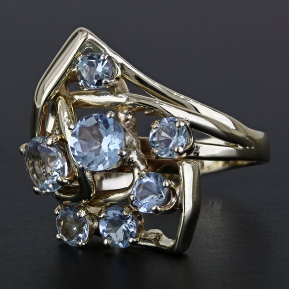 Vintage 14k Yellow Gold Aquamarine Gemstone Anniversary Cocktail Birthstone Ring - Picture 3 of 7